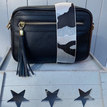Load image into Gallery viewer, Black Crossbody Bag