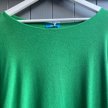 Load image into Gallery viewer, Pearl Back Jumper
