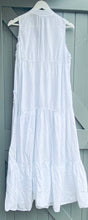 Load image into Gallery viewer, Star Floaty Dress
