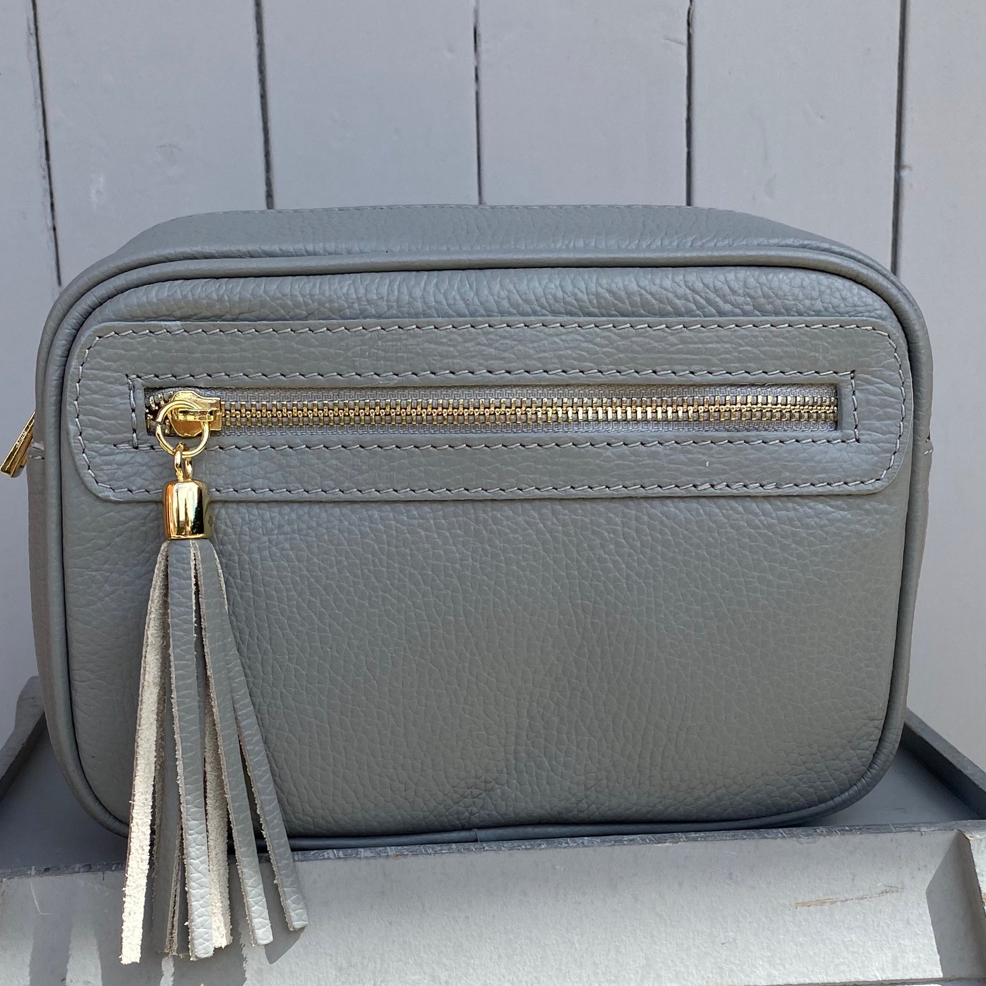 Light gray crossbody outlet bag