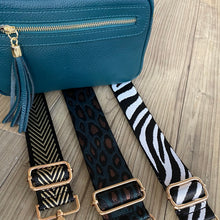 Load image into Gallery viewer, Teal Crossbody Bag
