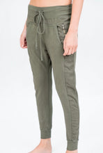 Load image into Gallery viewer, The Ultimate Jogger - Light Khaki
