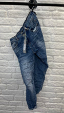 Load image into Gallery viewer, Melly&amp;Co Denim Jeans
